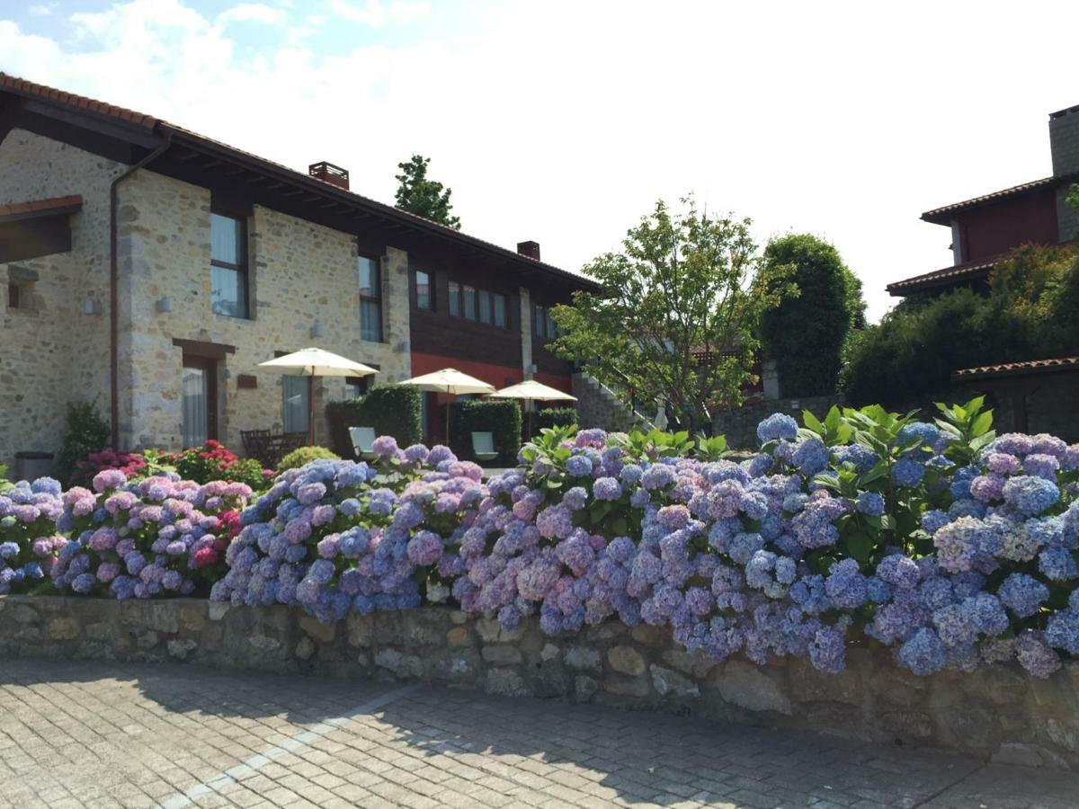 Apartamentos El Hospital De Villahormes 外观 照片